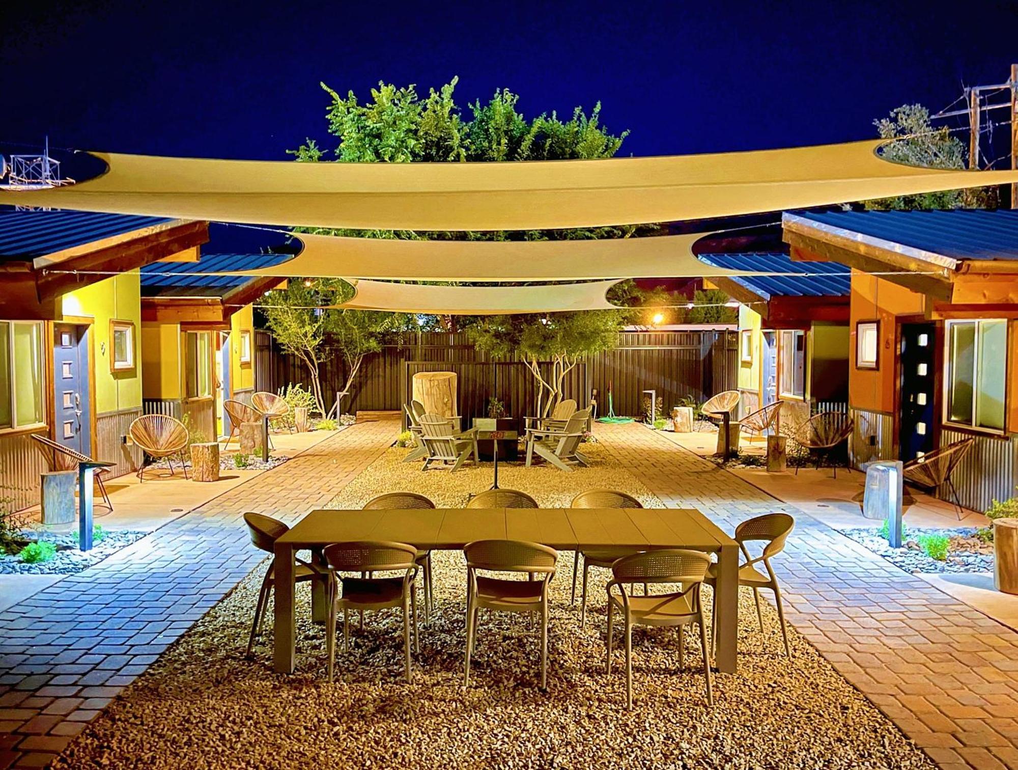 Downtown Kokopelli West 7 - Newly Remodeled Stylish Studio Moab Luaran gambar